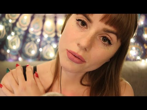 ASMR CLOSE UP WHISPERING, RAMBLING, GUM CHEWING