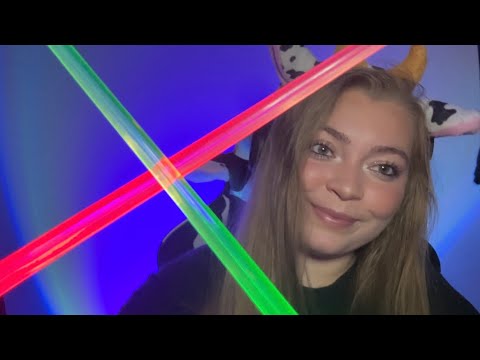 ASMR| X Marks the Spot ❌🔦 Loop (light triggers, whispering, & ✨TINGLESSS✨)