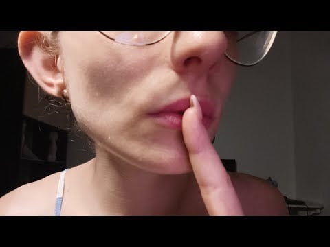 ASMR | Sussurrando BEM perto em inaudível