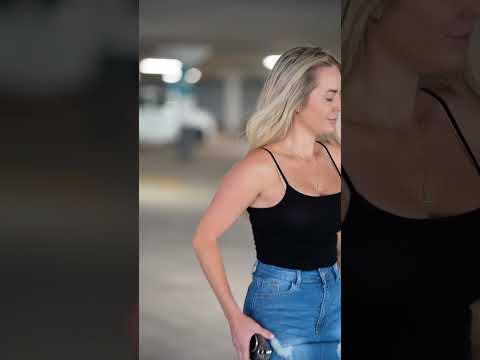 Can a smile make your day? #walking #shortvideo