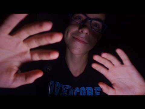 🎬 [ASMR SHORT]: MOUTH SOUNDS + HAND MOVEMENTS / SONS DE BOCA + MOVIMENTOS COM AS MÃOS