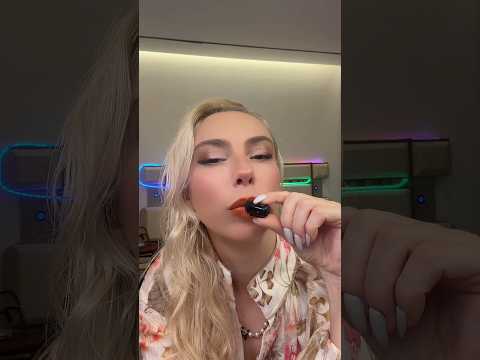 Sadece kulaklıkla… yoksa olmaz 💋 #asmr #fypシ #foryoupage #tingles #asmrtiktoks