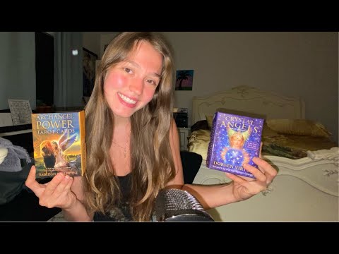 ASMR Tarot Card Shuffling