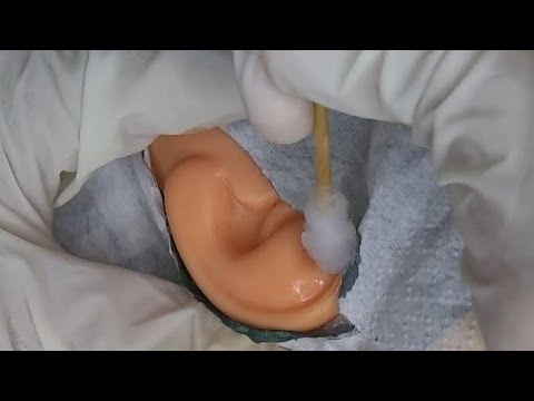 ASMR: FAZENDO A LIMPEZA DE OUVIDO EM VOCÊ!