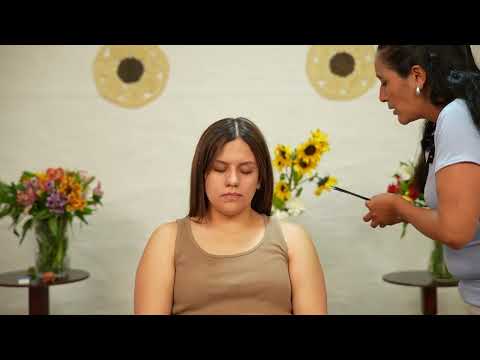 Masaje ASMR y susurros de Doña Esperanza, juego de cabello, limpia energética pa dormir y relajarse
