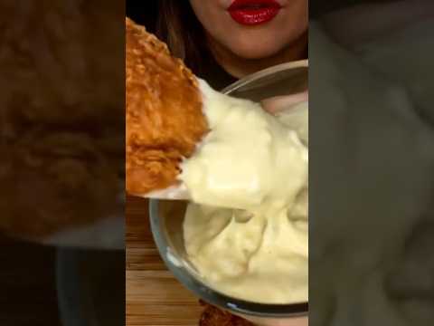 Eating Fish & Chips #asmr #food #yumyum #fishandchips
