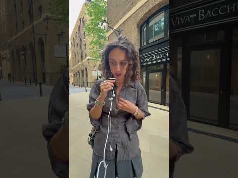 PUBLIC ASMR OOTD #asmr #lofiasmr #publicasmr #asmrootd