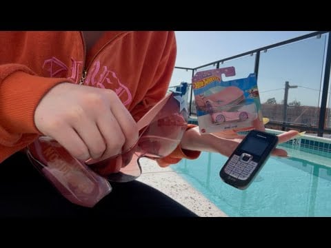 Fast and Agressive tapping and scratching random items