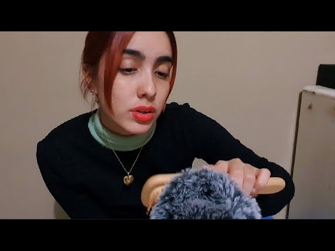 Asmr - Te canto mientras me cepillo el cabello