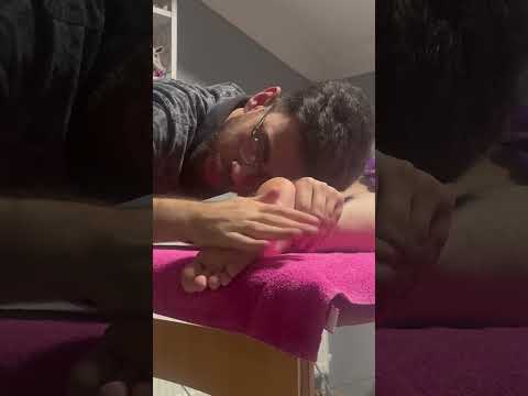 FOOT BODY SLEEPING ASMR MASSAGE #shortvideo #massage #foot #asmr #triggersforsleep