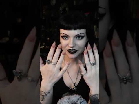 ASMR | Tapping, Scratching, & Hand Movements w/ Claws 💅🏻