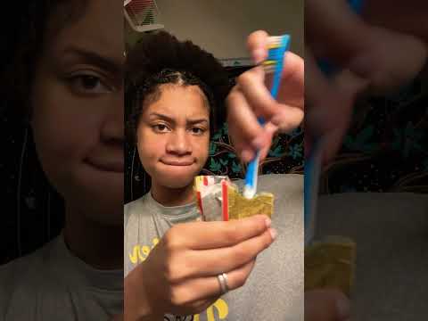 ASMR - Gummy Bear Bag w ToothBrush