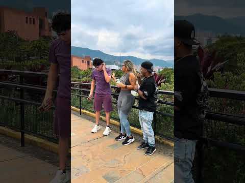 Perdón! Es que son igualitos 🤣🤣🤣 #humor #medellin #comedia