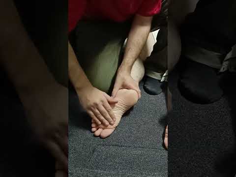 ASMR FOOT AMAZING MASTER SLEEP MASSAGE #shortvideo #massage #triggersforsleep #asmr #foot
