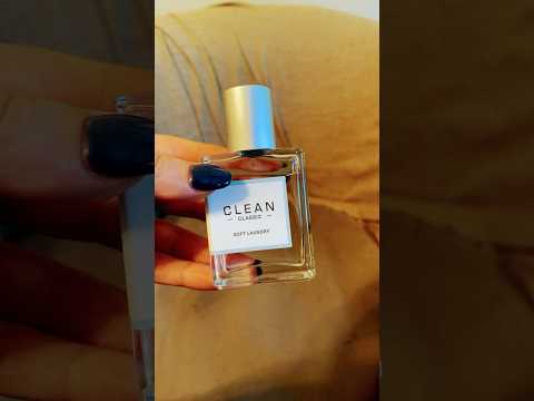 ASMR Perfume Review - Clean Classic Soft Laundry #asmrfragrance #asmrtapping #perfumereviews