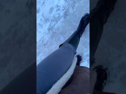 ASMR noch sehr früh am Morgen mit meinen, sehr oft getragenen Stiefeln. 👢