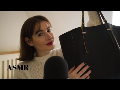 ASMR - PRA DAR SONO - O QUE TEM NA MINHA BOLSA | SOLANGE PRATA