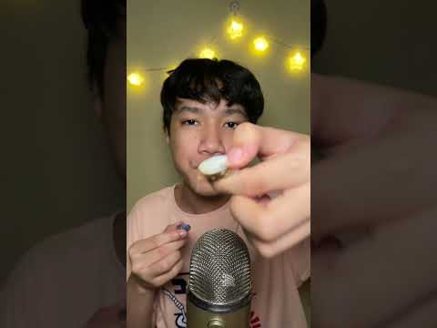 eating sun-dried clams #asmr #mukbang #asmrvideo #asmrsounds #eatingsounds #shorts