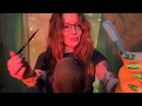 ASMR Spooly Noms + Tiny Comb Tingles