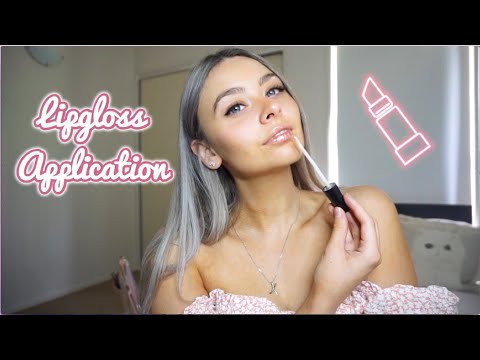 [ASMR] UP CLOSE LIPGLOSS APPLICATION/SOUNDS