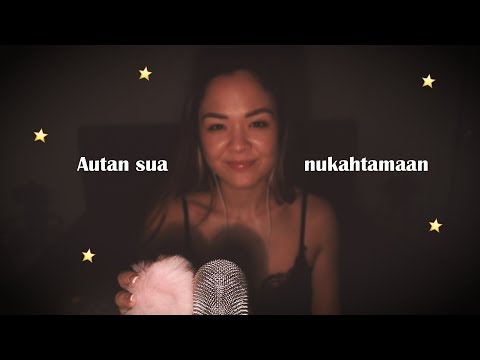 Apua nukahtamiseen 🌸🌙 ASMR Suomi • Hiusten harjausta • Mikin sivelyä