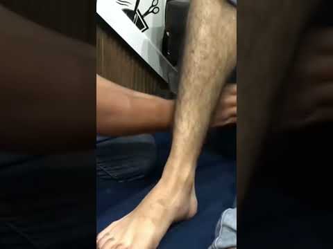 Leg Relief Magic 🦵💫#legmassage #lowerbodymassage #sleepbetter #satisfying #shortvideo #bestfeel