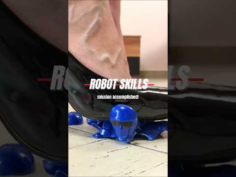 Cat Pumps vs. Blueberry Robot! Oddly Satisfying Heels Crushing Toys! ASMR