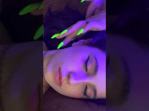 aesthetic tingles ASMR 🔮 @ayleenvalentine #blacklightasmr #asmreartracing #asmrfacetouching