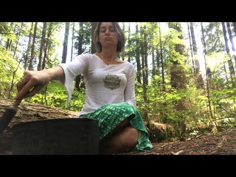 Gayatri Mantra with Tibetan Singing Bowl