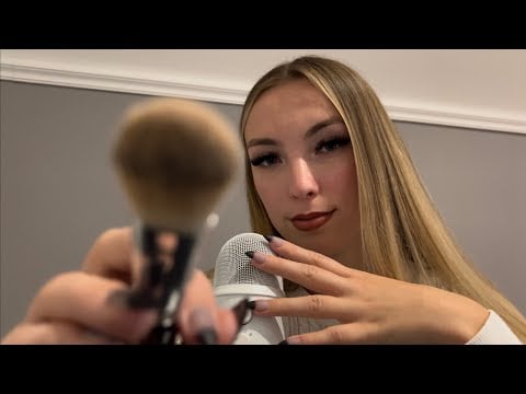 ASMR | doing your make-up with lot‘s of mouth sounds🫦