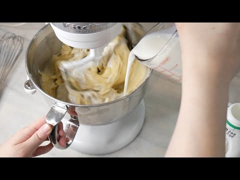 ASMR | Baking a Cake in One Minute 🎂 (NO Talking, 3D Sounds only) #shorts #asmr