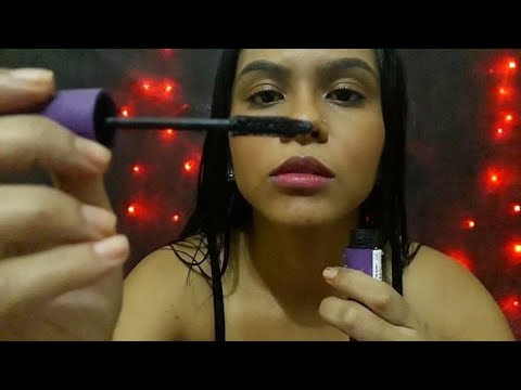 ASMR PASSANDO RIMEL EM VOCÊ