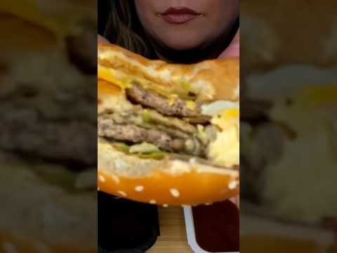 McDonald’s Big Mac #asmr #food #eatingshow #mcdonalds