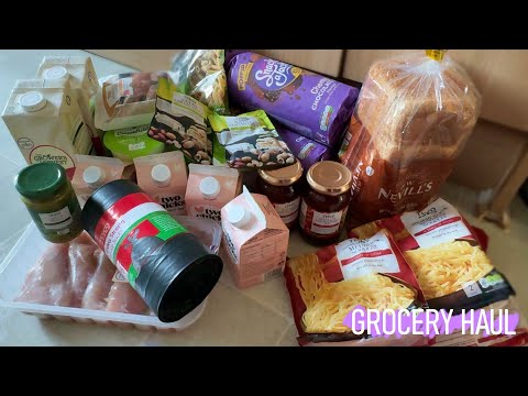 ASMR Gum Chewing & Grocery Shopping Haul (Tapping & Scratching) 🛒