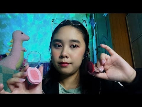 ASMR Pick Me Girl does your Makeup 🙄😬💄 Mouthsounds (she is a little mean too and a lot of talking)🤬
