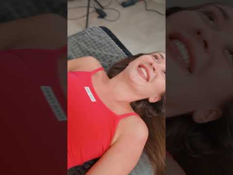 Deep core massage + cracking | chiropractor transforms Christina #shorts