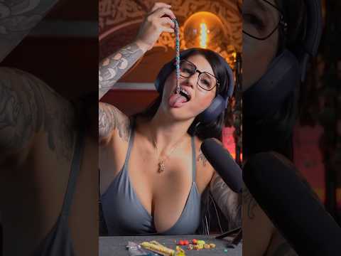 Ich liebe diese langen Dinger! 🤗🥰 #asmr #asmrgirl #asmreating #asmrslime #asmrsound #girl #fyp #fy