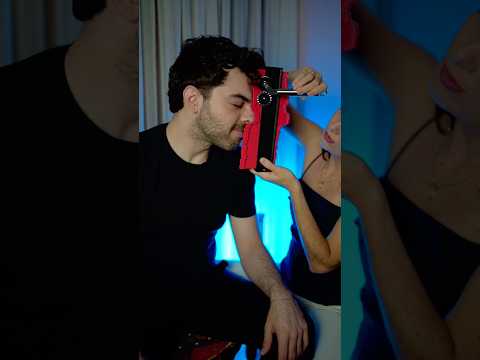 Avaliando a simetria do rosto #asmr #asmrsounds