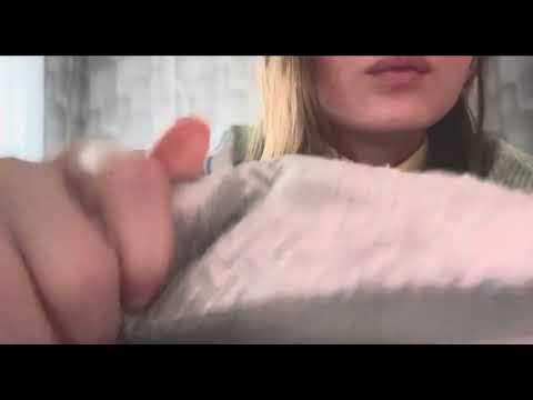 my first asmr / scurrying on my bed & a little bit of spit painting 🤍