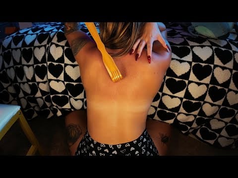 asmr- self back scratching 🩷 nails & wooden scratcher!