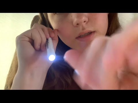 Asmr | Personal attention w/ lights, hand movements + mouthsounds etc…