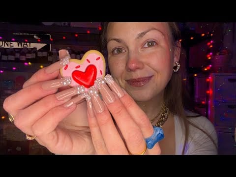 asmr/ selling you Valentine’s Day JEWELRY roleplay❤️ (tapping, soft spoken, over explaining)