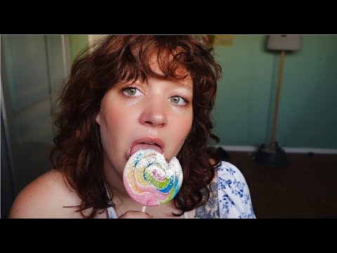 ASMR 38 minuts of lollipop eating and licking / no talking