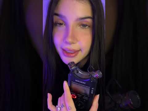 Vestida en leggins y cuero EN ASMR