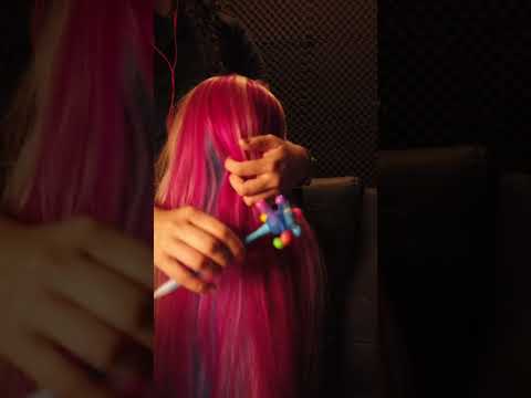 ASMR mexendo no cabelo da minha amiga #asmrhairplay  #mexendonocabelo #asmrcabelo  #asmraplicado