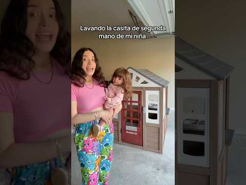 LAVANDO LA CASITA DE SEGUNDA MANO DE MIS BEBÉS REBORNS