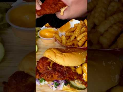 DAVE’S HOT CHICKEN #asmr #chicken #shorts