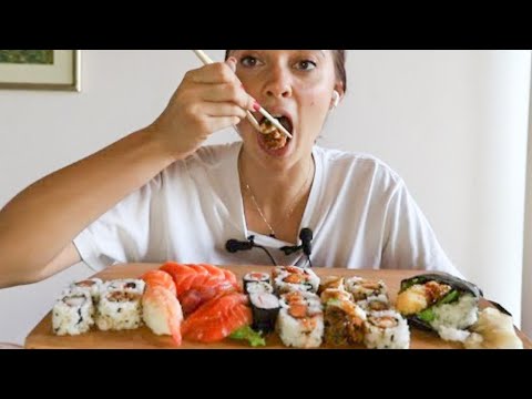 ASMR MUKBANG | EATING SUSHI 🍣🍙