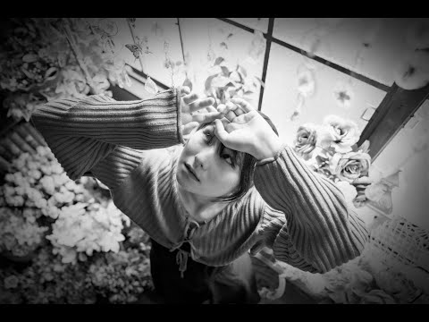 【ASMR】Singing a Lullaby For You (Dream a Little Dream of Me)