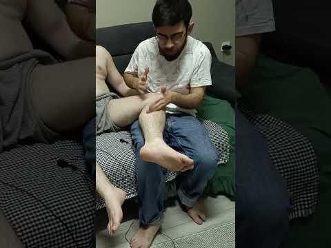 POST-WORKOUT RELAXATION TECHNIQUES FOR QUADRICEPS #satisfying #relaxing #asmr #shorts #massage